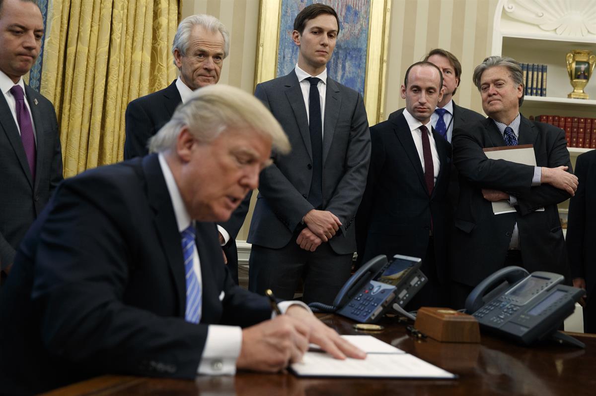 From left, White House Chief of Staff Reince Priebus, National Trade Council adviser Peter Navarro, Senior Adviser Jared Kushner, policy adviser Stephen Miller, and chief strategist <strong><p class=