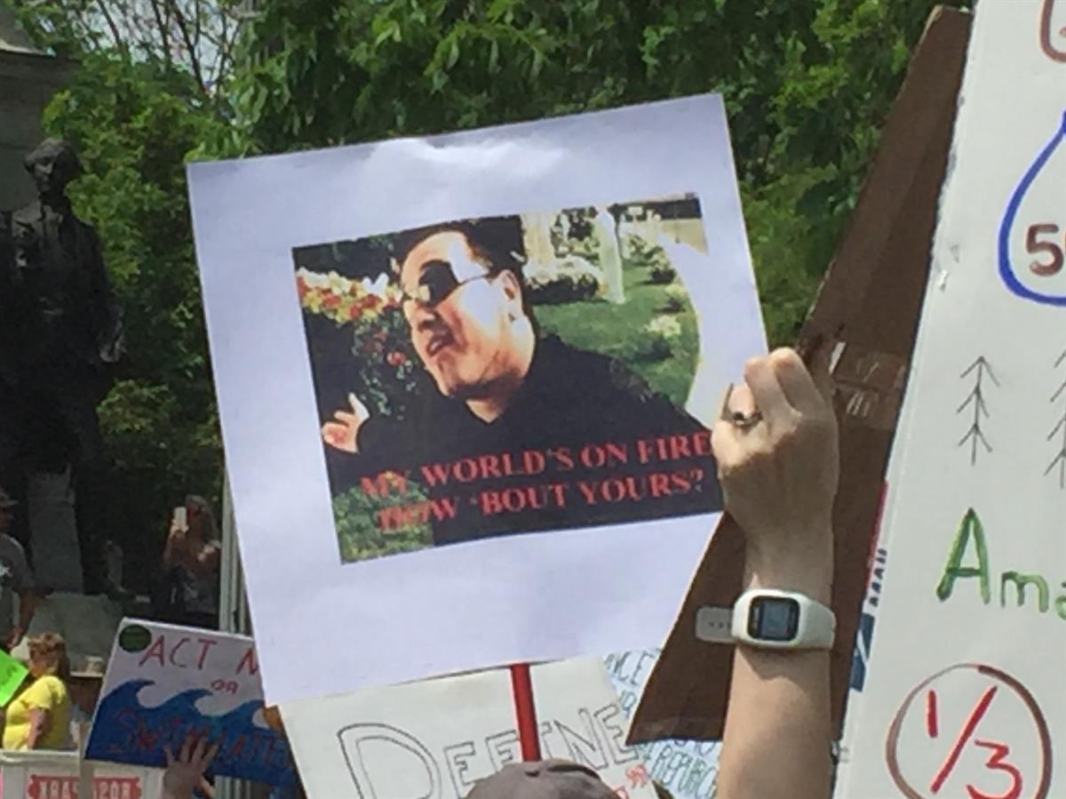 Smash Mouth making an appearance.