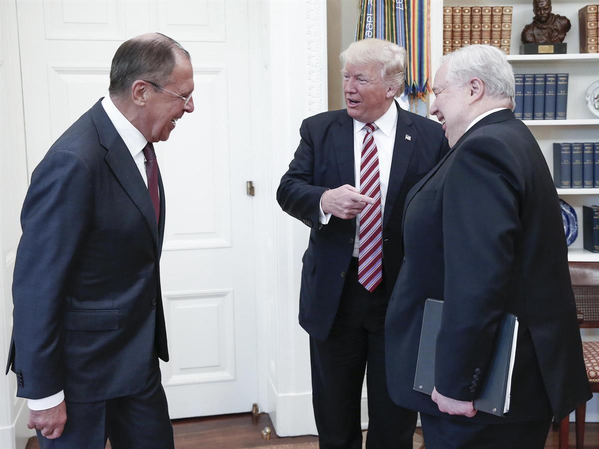 Russian Foreign Minister Sergey Lavrov (Left), President Donald Trump (Middle), and Russian Ambassador Sergey Kislyak (Right) meeting in the Oval Office — May 10, 2017