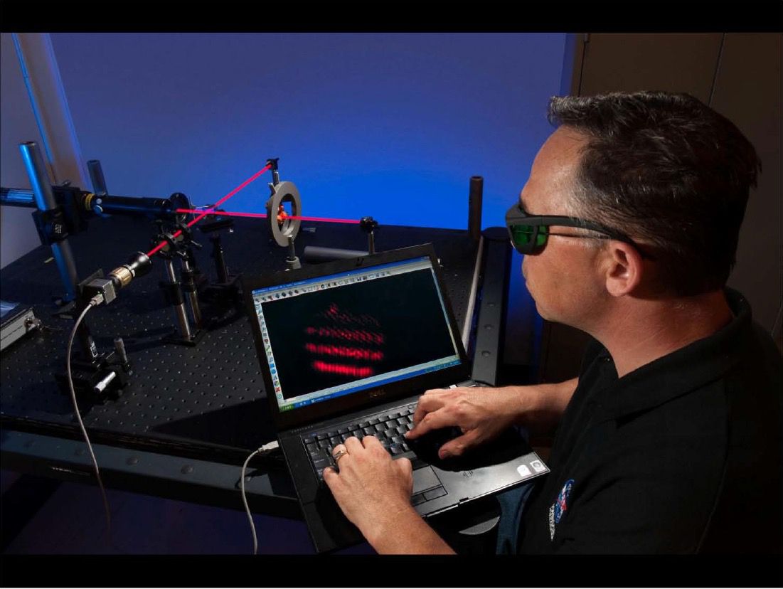 Harold White manipulating warp-fields (NASA)